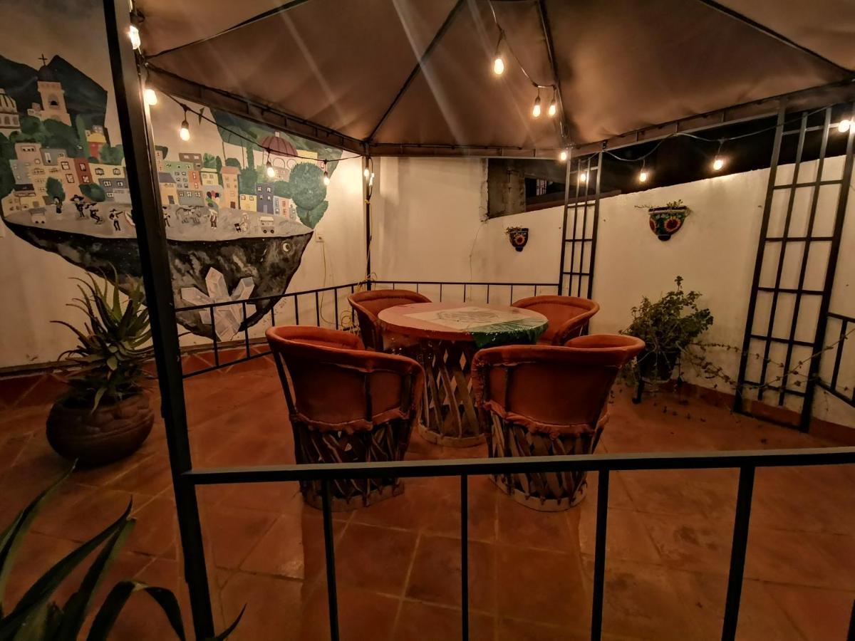 La Casa Del Abuelo Hostel ซานมิเกล เด อาเญนเด ภายนอก รูปภาพ
