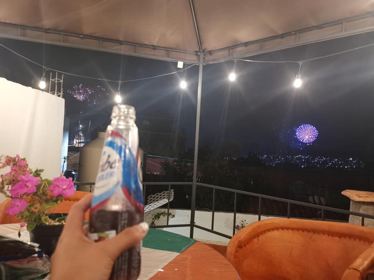 La Casa Del Abuelo Hostel ซานมิเกล เด อาเญนเด ภายนอก รูปภาพ