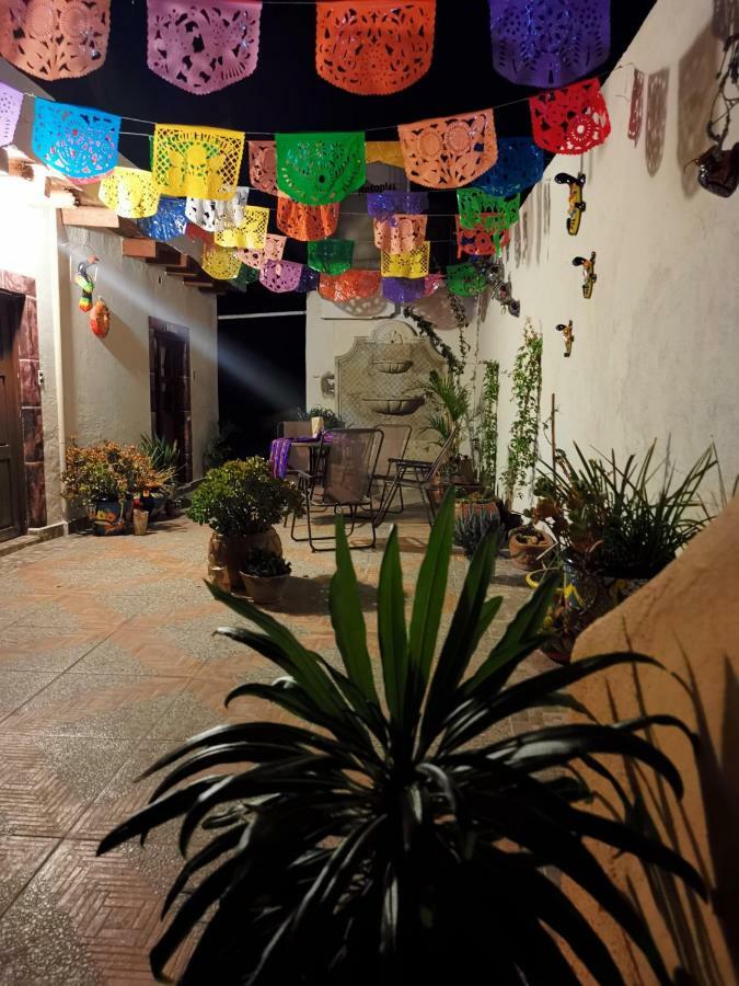 La Casa Del Abuelo Hostel ซานมิเกล เด อาเญนเด ภายนอก รูปภาพ